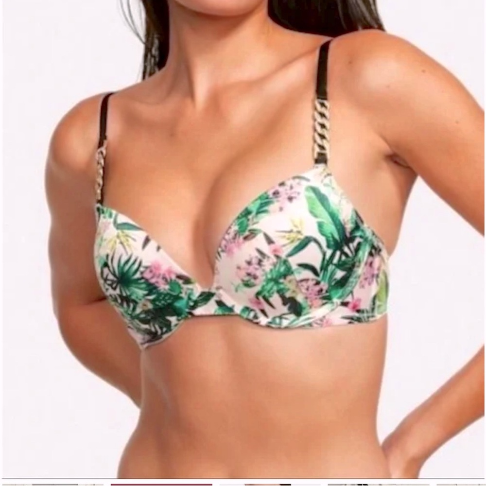 Victoria’s Secret very sexy push up 34b